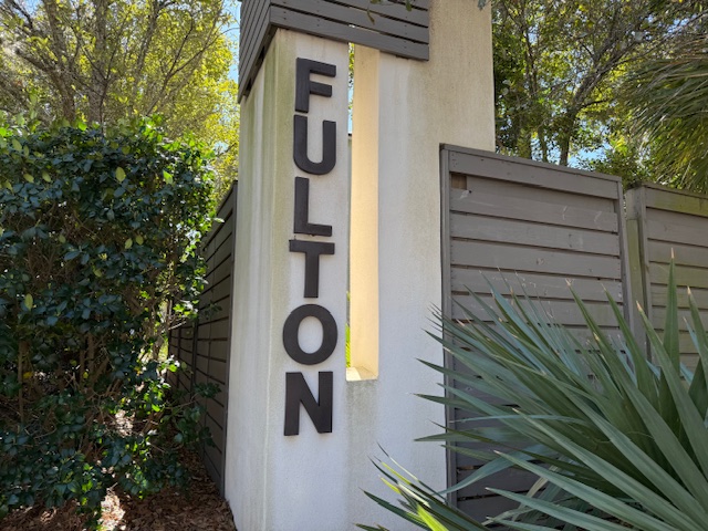 Fulton 