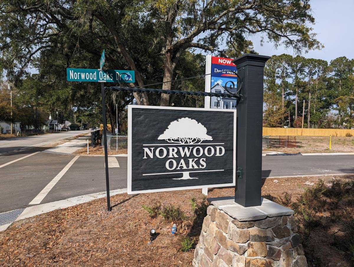 Norwood Oaks